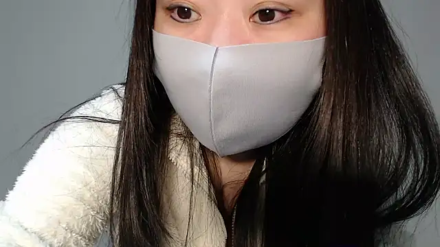 Hika-Channel online show from February 18, 1:51 pm