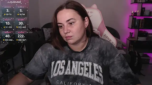 SexyWitch 666 online show from September 19, 7:32 am