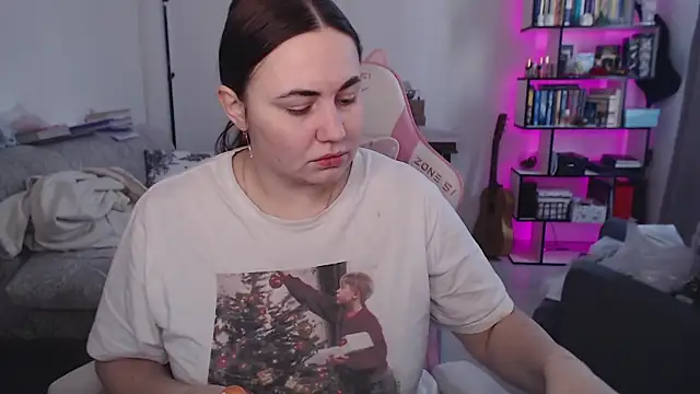 SexyWitch 666 online show from February 24, 8:01 am