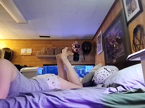 Ryan and Aurora online show from March 31, 10:32 pm