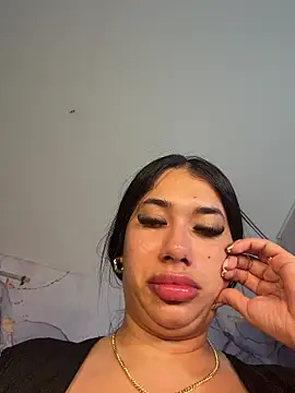 kiim taaylor online show from February 16, 11:39 am