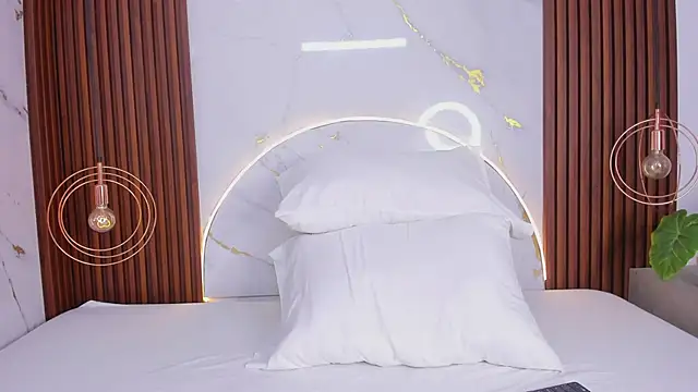 miamiller69 online show from February 21, 4:24 am