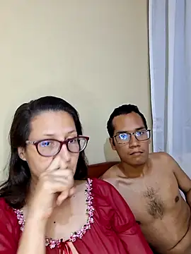 Snapshot of couple_orgasm chatting on April 28, 3:11 am couple orgasm online show from April 28, 3:11 am