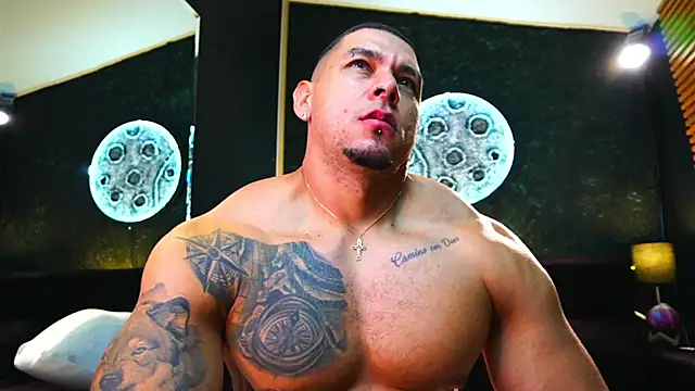 MassimoWalton2 online show from November 15, 2:02 pm