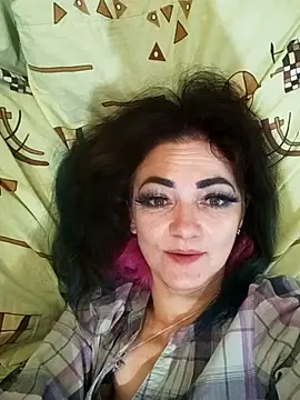 Snapshot of SweetLeila40 chatting on January 14, 11:27 pm SweetLeila40 online show from January 14, 11:27 pm