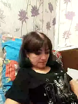 Snapshot of SweetLeila40 chatting on January 24, 3:22 am SweetLeila40 online show from January 24, 3:22 am