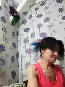 Snapshot of SweetLeila40 chatting on February 11, 2:14 am SweetLeila40 online show from February 11, 2:14 am