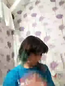 Snapshot of SweetLeila40 chatting on February 15, 9:26 pm SweetLeila40 online show from February 15, 9:26 pm