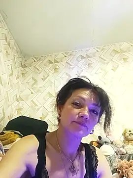 SweetLeila40 online show from June 11, 12:32 am