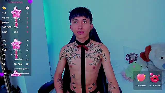 juniior 2311  online show from November 8, 2:50 pm