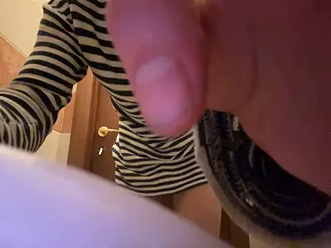 NimFF123 online show from February 10, 11:23 pm