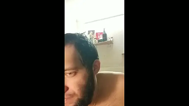 Snapshot of BISEXGOOD777 chatting on December 2, 8:48 pm BISEXGOOD777 online show from December 2, 8:48 pm