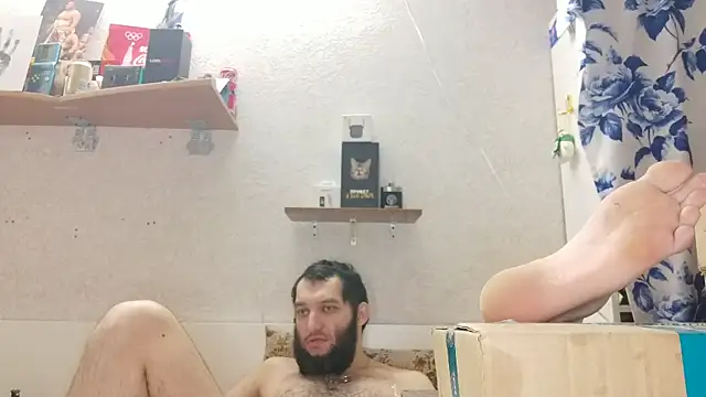 Snapshot of BISEXGOOD777 chatting on December 3, 10:52 pm BISEXGOOD777 online show from December 3, 10:52 pm