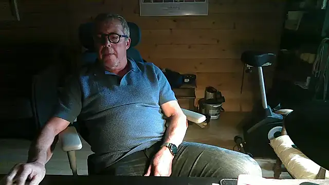 lelohop online show from October 13, 10:59 am