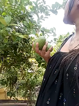 Hot Urvi online show from December 27, 4:10 pm