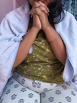 Snapshot of MUMTAJ-1 chatting on July 3, 12:28 am MUMTAJ-1 online show from July 3, 12:28 am