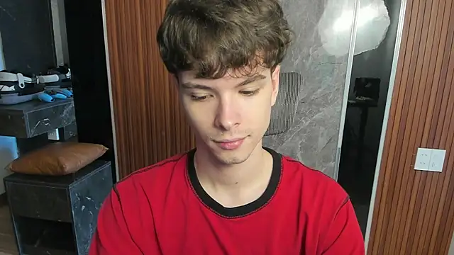 Snapshot of calvin_love_you chatting on July 5, 7:26 am calvin love you online show from July 5, 7:26 am