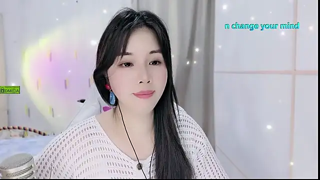 Snapshot of HK_angelchloe chatting on October 2, 2:02 pm HK angelchloe online show from October 2, 2:02 pm