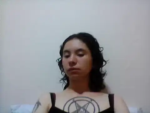 Snapshot of CELEna098rs707 chatting on December 13, 7:58 am CELEna098rs707 online show from December 13, 7:58 am