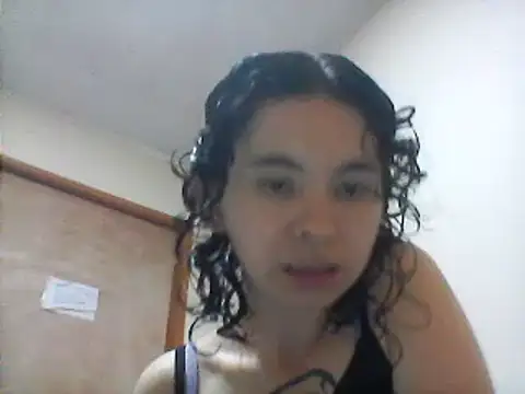 Snapshot of CELEna098rs707 chatting on December 21, 3:36 am CELEna098rs707 online show from December 21, 3:36 am