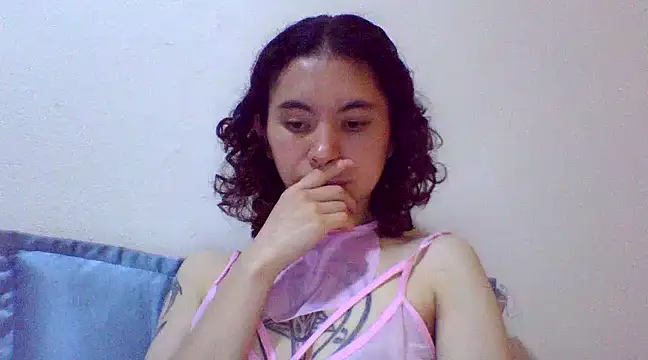 Snapshot of CELEna098rs707 chatting on March 7, 10:24 am CELEna098rs707 online show from March 7, 10:24 am