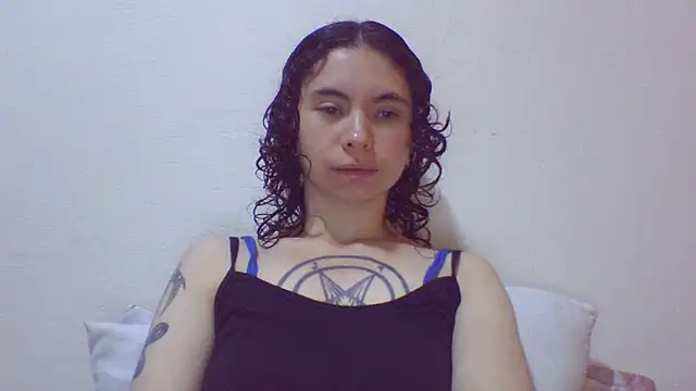 Snapshot of CELEna098rs707 chatting on March 9, 3:32 am CELEna098rs707 online show from March 9, 3:32 am