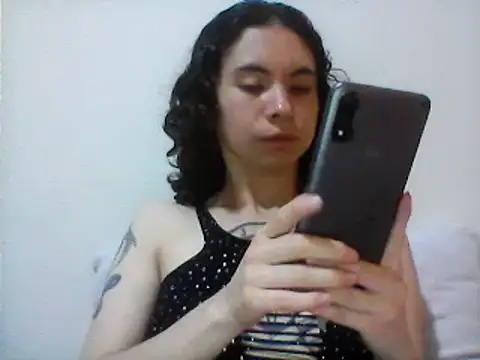 Snapshot of CELEna098rs707 chatting on March 13, 4:49 am CELEna098rs707 online show from March 13, 4:49 am