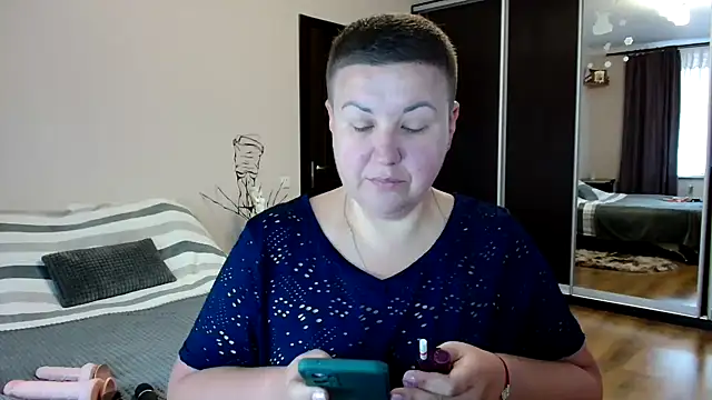 Annet1912 online show from October 30, 8:49 am