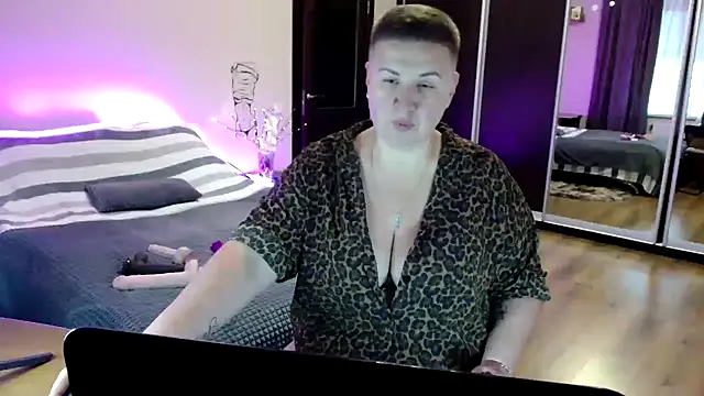 Annet1912 online show from November 7, 12:16 pm