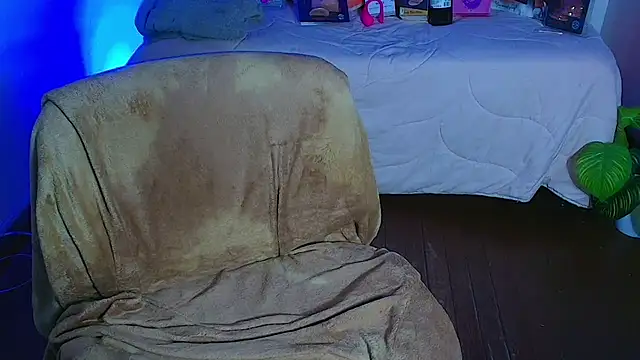 avans 15 online show from February 15, 10:42 pm