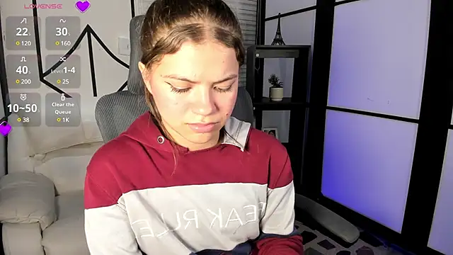 PaigeJayden online show from February 4, 11:38 pm