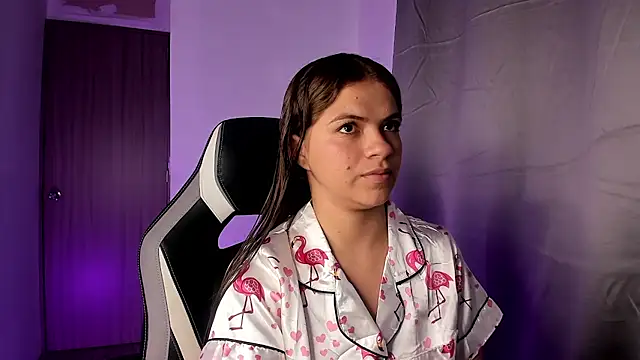 PaigeJayden online show from November 10, 9:25 pm