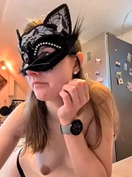 kleinelea123 online show from April 7, 9:43 am