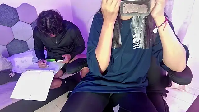 Snapshot of Horny_tgn chatting on November 17, 3:29 pm Horny tgn online show from November 17, 3:29 pm