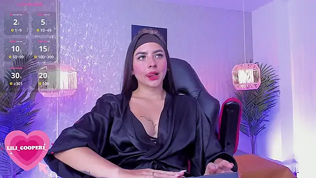 Snapshot of lilicooper_ chatting on January 14, 8:59 pm lilicooper online show from January 14, 8:59 pm
