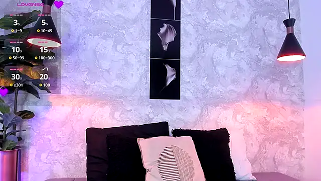 Snapshot of lilicooper_ chatting on September 13, 3:50 am lilicooper online show from September 13, 3:50 am