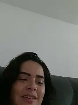 Snapshot of rebeccaareys chatting on January 17, 1:36 am rebeccaareys online show from January 17, 1:36 am