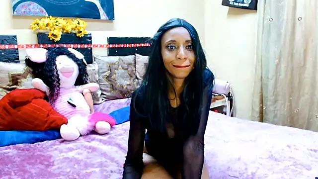 Snapshot of Nubiangiggles chatting on December 18, 8:42 am Nubiangiggles online show from December 18, 8:42 am