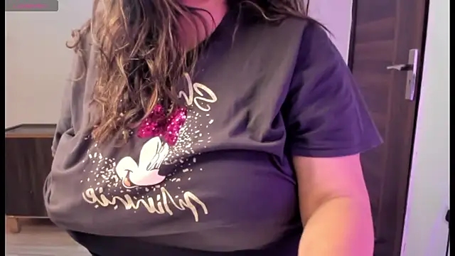 Gulabi Queen online show from March 15, 4:02 am