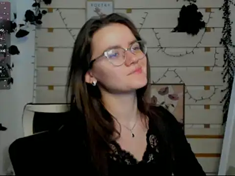 Josephine jo online show from February 17, 8:00 am