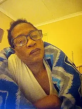 bustybillies online show from April 16, 2:56 am