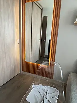 FridaKlein online show from October 9, 7:23 pm