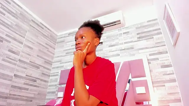 Snapshot of ebony_march chatting on February 11, 6:33 pm ebony march online show from February 11, 6:33 pm