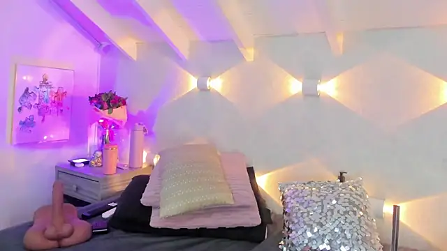 Martina Miiller online show from April 20, 11:57 am