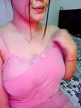 Snapshot of im_here- chatting on October 18, 8:37 am im here- online show from October 18, 8:37 am