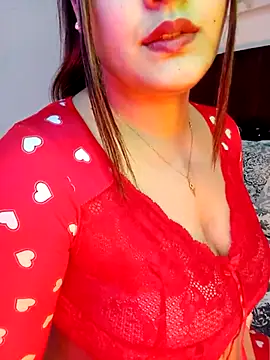 Snapshot of im_here- chatting on December 4, 3:32 pm im here- online show from December 4, 3:32 pm