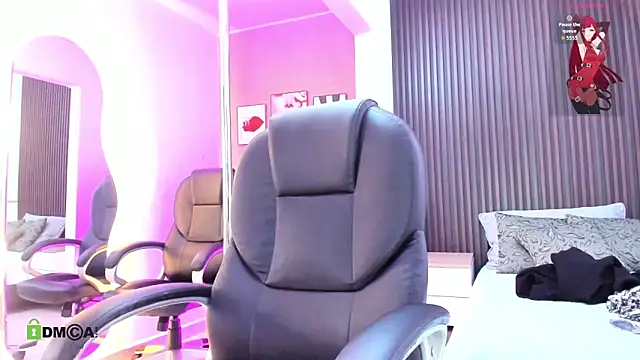 natasha  jackson online show from November 24, 12:49 pm