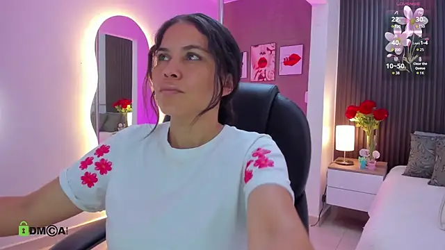 natasha  jackson online show from April 11, 11:58 am