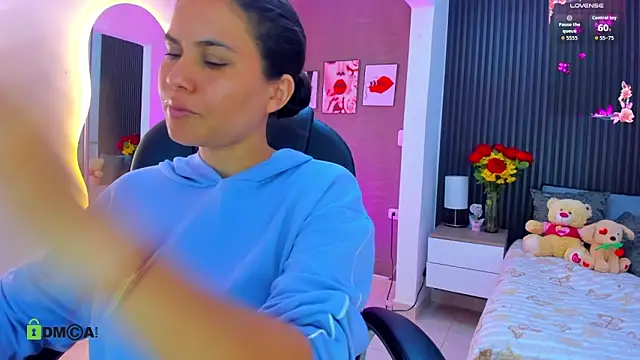 natasha  jackson online show from April 19, 12:04 pm