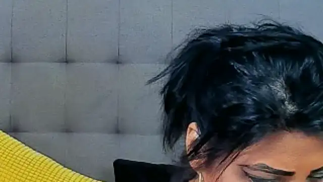 AmyCubes online show from January 7, 3:54 pm